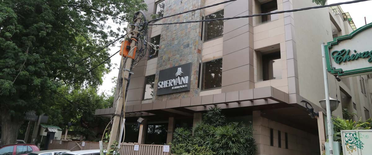 Shervani Hotel Nehru Place Escorts